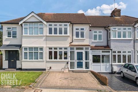 36 Felstead Road, Romford, RM5 3RH