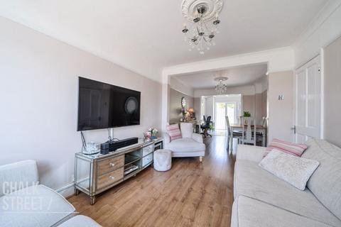 36 Felstead Road, Romford, RM5 3RH