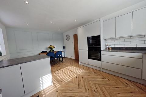 18 Acredale Road, Carlisle, CA2 7QT
