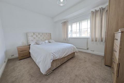 18 Acredale Road, Carlisle, CA2 7QT