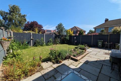 3 bedroom semi-detached house for sale, Ludlow Drive, Melton Mowbray