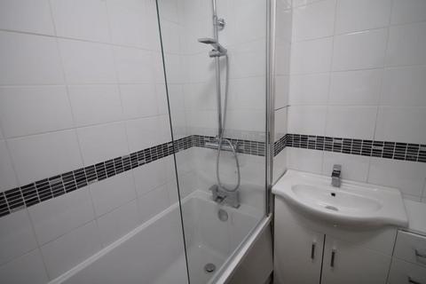 1 bedroom flat to rent, Northcroft, High Wycombe HP10
