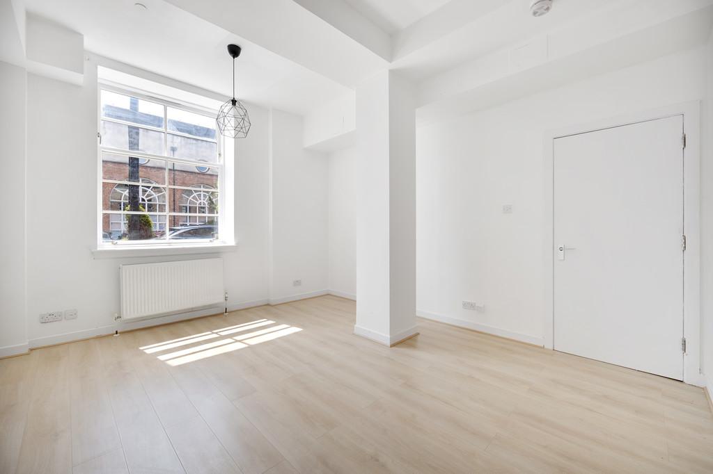 Cook Street, Tradeston, Glasgow 2 bed ground floor flat for sale £150,000