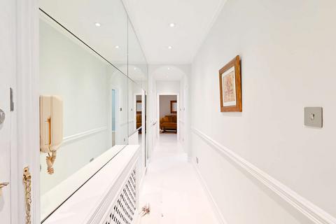 1 bedroom flat for sale, Cornwall Mews West, London, SW7