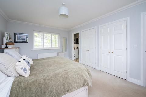 4 bedroom detached house for sale, Steeres Hill, Horsham, West Sussex