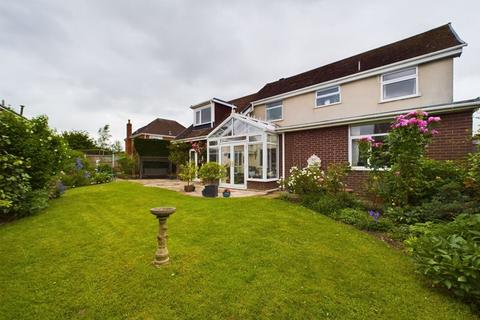 5 bedroom detached house for sale, Hampton Drive, Newport TF10