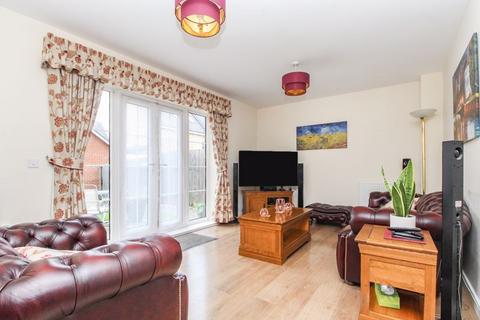 3 bedroom semi-detached house for sale, Chamberlain Way, Bedford MK42