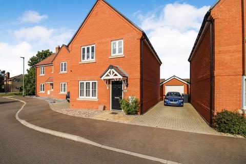 3 bedroom detached house for sale, Centenary Place, Bedford MK44