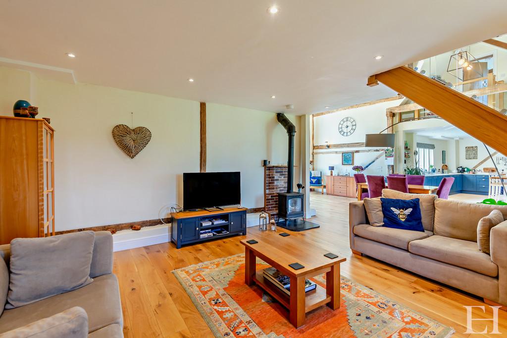 8599573-interior WM06-800