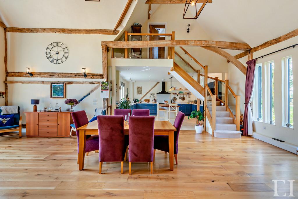 8599573-interior WM07-800