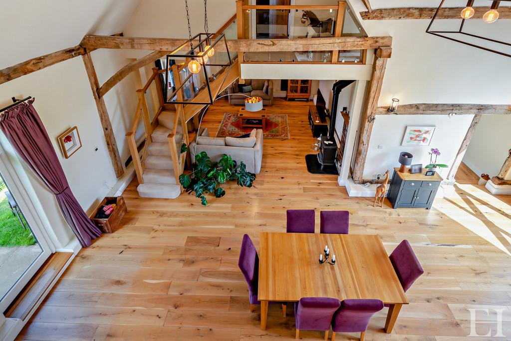 8599573-interior WM16-800