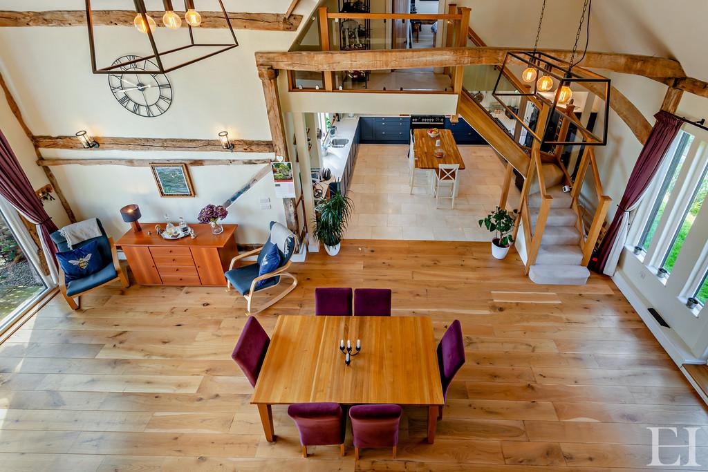 8599573-interior WM17-800