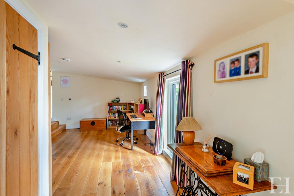 8599573-interior WM21-800
