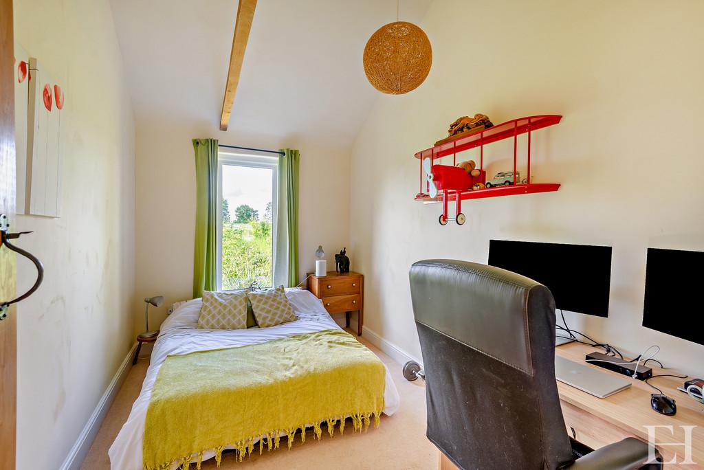 8599573-interior WM24-800
