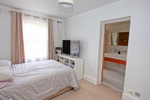 78 Deanway, Chalfont St Giles, HP8 4JT