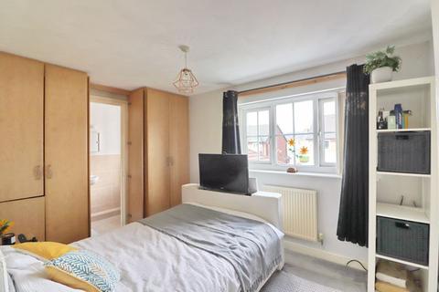 20 Firfield Grove, Worsley, Manchester, M28 3NB