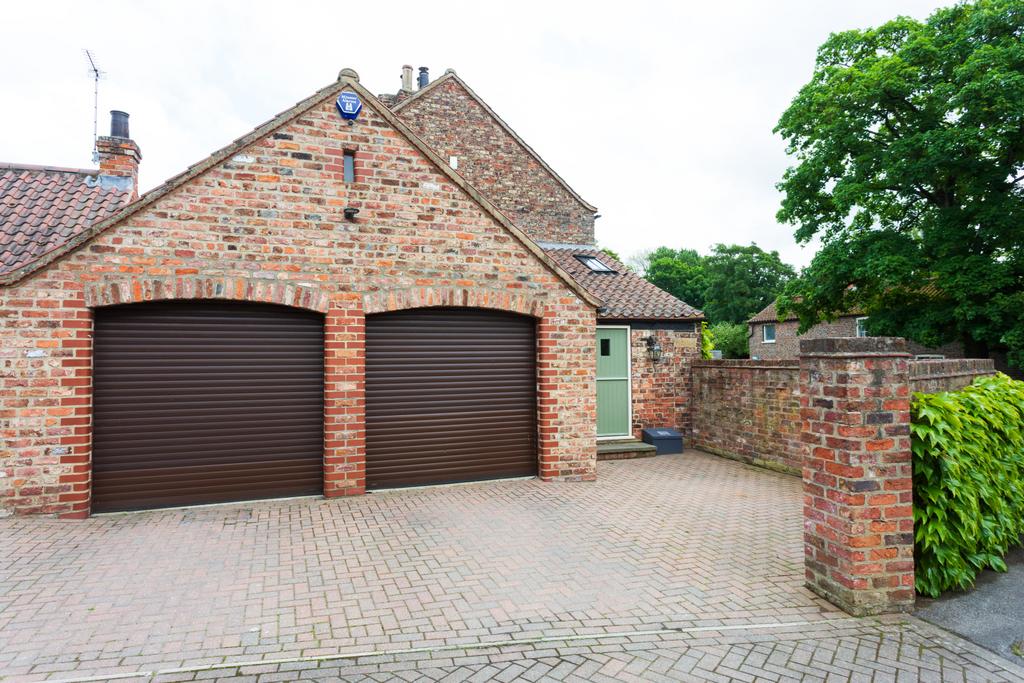 Garaging