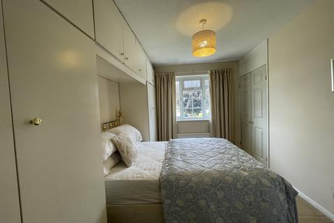 2 bedroom maisonette to rent, Avondale, Maidenhead
