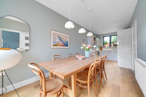 4 Colbeck Mews, London, SE6 1DD