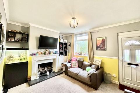 170 Central Road, Hugglescote, Coalville, LE67 2FG