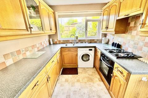 3 bedroom semi-detached house for sale, Tiverton Road, Loughborough LE11