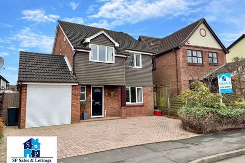 4 bedroom detached house for sale, Thomas Road, Coalville LE67