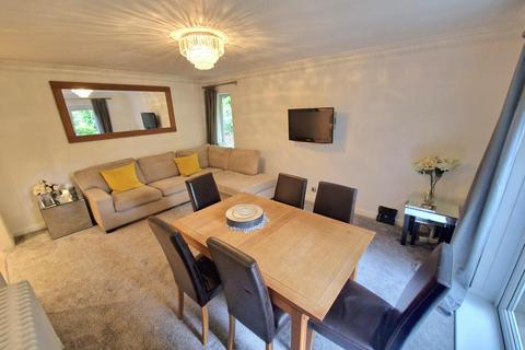 2 bedroom flat for sale, 2 Balaclava House, 62 Queen Victoria Road Sheffield S17 4HT