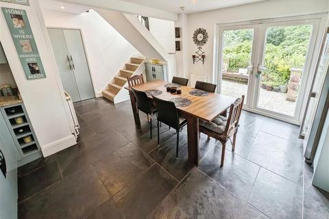 4 bedroom semi-detached house for sale, Sherwood Vale, Mapperley, Nottingham, NG5 4EB