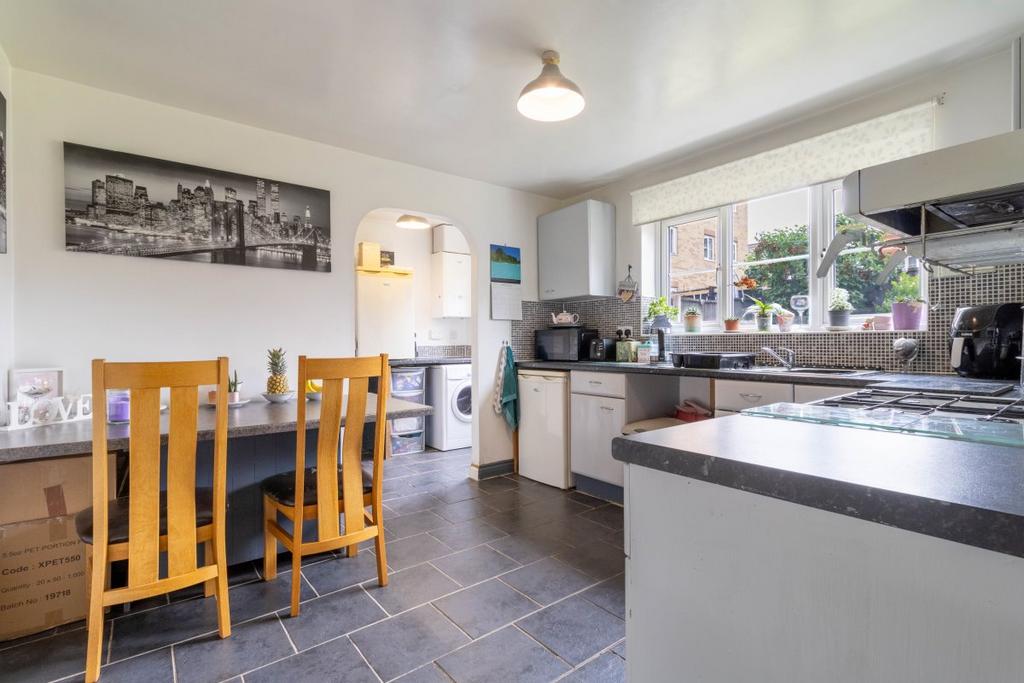 St Helens Avenue, Barnsley 4 bed detached house for sale £240,000
