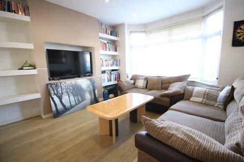 5 bedroom semi-detached house for sale, Edgware HA8