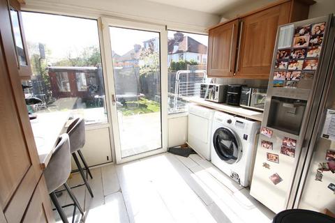 5 bedroom semi-detached house for sale, Edgware HA8