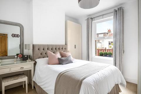 1 bedroom maisonette for sale, Cumberland Road, Hanwell, London, W7 2ED