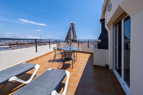 1 bedroom penthouse, Flat For Sale In Guinardo, Guinardo, Barcelona