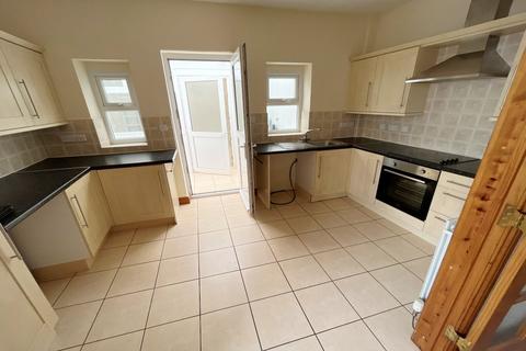 3 bedroom end of terrace house for sale, Milburn Street, Workington CA14