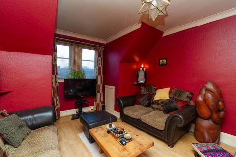 2 bedroom flat for sale, Arbroath Road, Dundee DD4