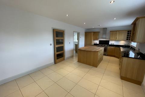 5 bedroom detached house to rent, Bond End, Knaresborough, North Yorkshire, HG5