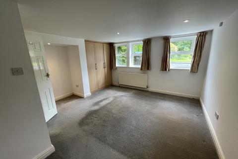 3 bedroom apartment to rent, Tewit Well Road, Harrogate, North Yorkshire, HG2