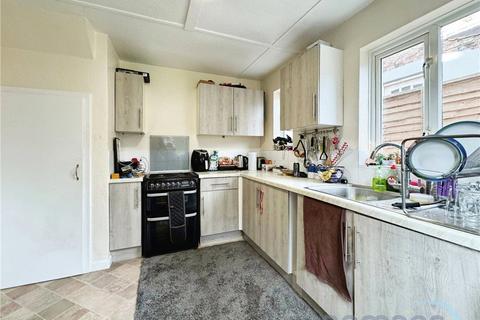 17 Anglesey Road, Aldershot, GU12 4RF