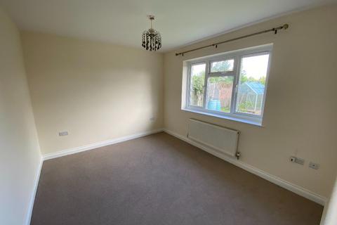 3 bedroom bungalow to rent, Middlezoy, Bridgwater TA7