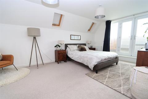 4 bedroom semi-detached house for sale, Longhorn Drive, Whitehouse, Milton Keynes, Buckinghamshire, MK8