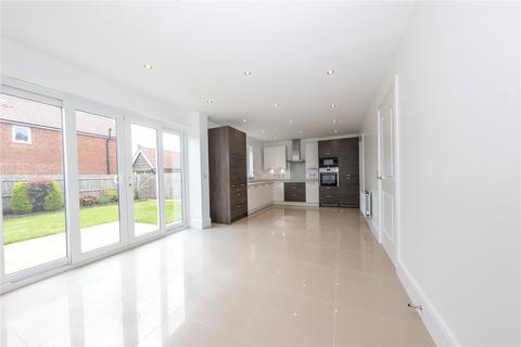 4 bedroom detached house for sale, Heron View, Luton LU1