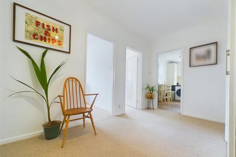 2 bedroom apartment for sale, Clifton Road, Bournemouth, BH6