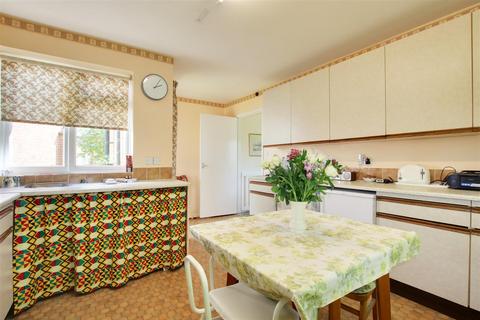 2 bedroom bungalow for sale, Hardy Way, Enfield