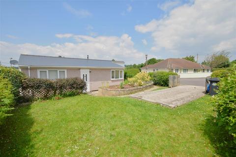 2 bedroom detached bungalow for sale, Hadrian Close, Stoke Bishop