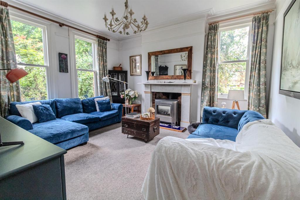 Kent Road, Mapperley, Nottingham 3 bed detached house £400,000