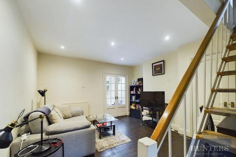 2 bedroom end of terrace house for sale, Cudnall Street, Charlton Kings, Cheltenham