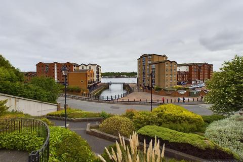 2 bedroom flat for sale, Union Stairs, North Shields