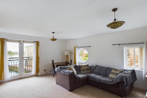 2 bedroom flat for sale, Union Stairs, North Shields