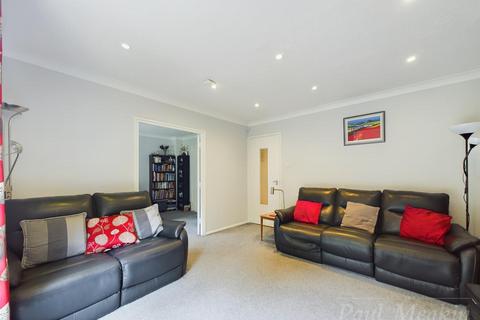 23 Timberling Gardens, South Croydon, CR2 0AW