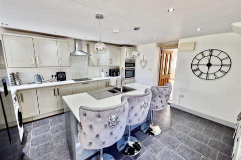 4 bedroom end of terrace house for sale, Unity Road, Porthleven TR13